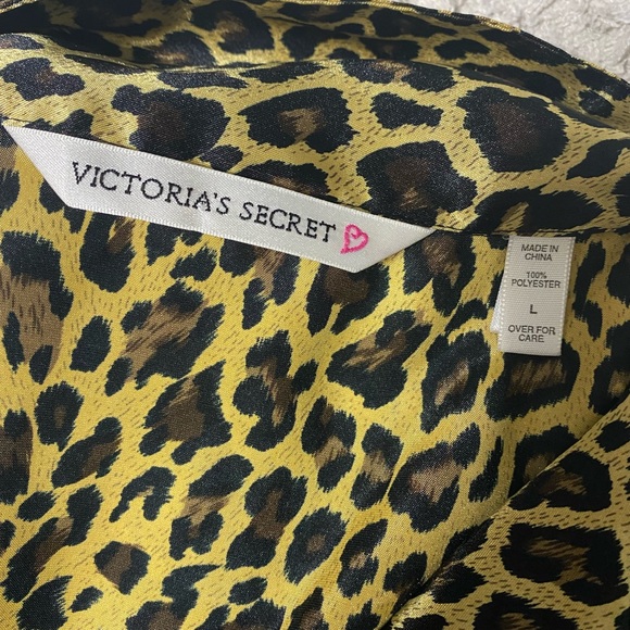 VS leopard print pajama set - Picture 2 of 2